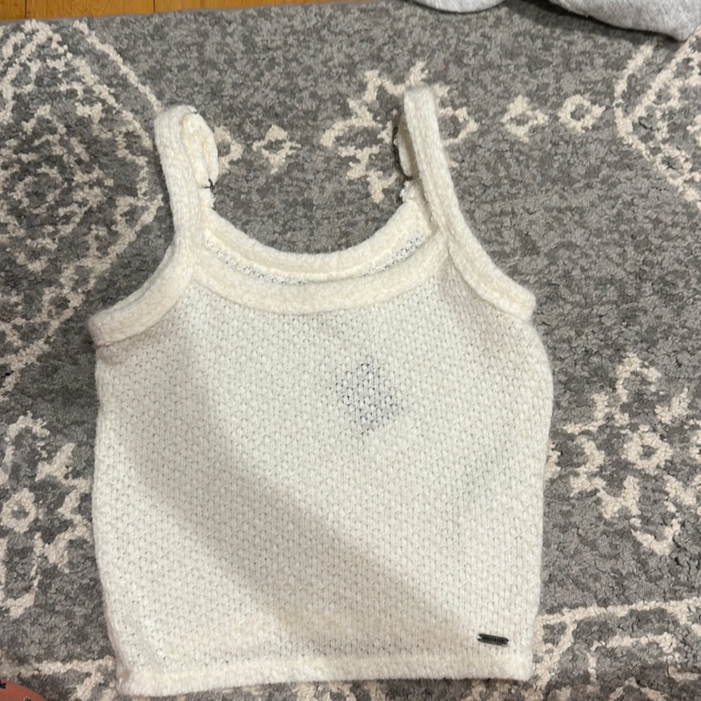 girls hollister fuzzy top NWT
